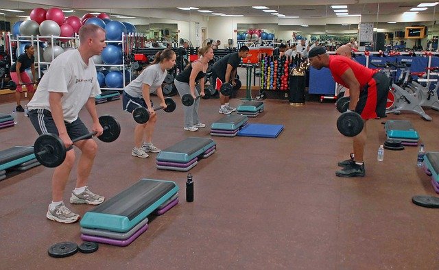 Weight training could help you lose more weight than cardio