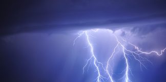 Lightning may prevent hackers from damaging power grids