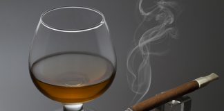 Smoking and drinking alcohol may be double trouble for the brain