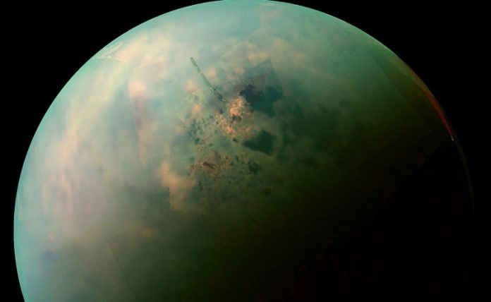 'Bathtub rings' around Titan's lakes might be made of alien crystals