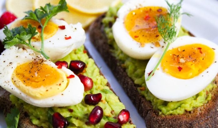 Cholesterol in eggs may increase heart disease, death risk