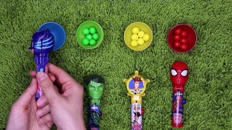 Marvel kinder cheap eggs 2019