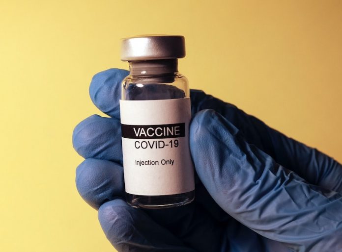 Nearly half of older Americans lack online medical accounts, which can affect COVID-19 vaccination