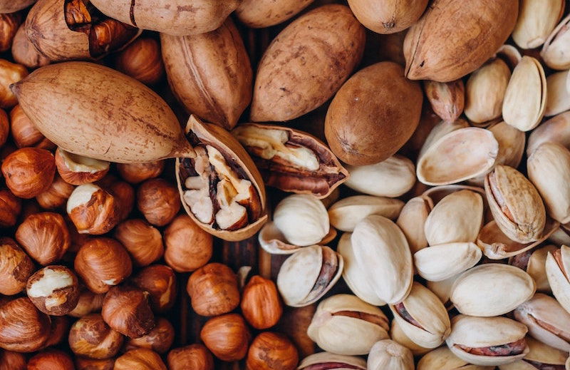 Eating 20g of nuts a day may help prevent heart disease, cancer