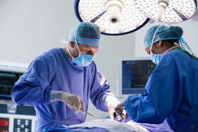 Scientists develop new precision tool for cancer surgery