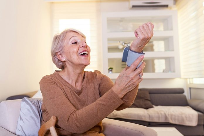 Green and blue spaces can benefit health in older people