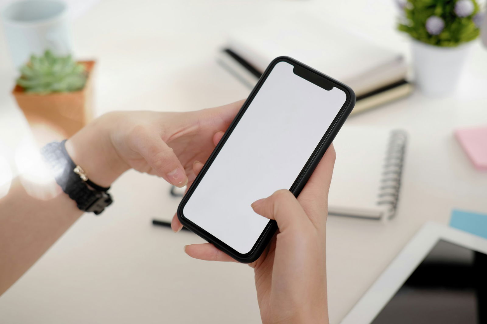 Scientists develop advanced wireless receiver to improve mobile device performance