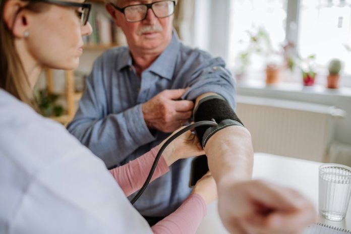 0-Common painkiller may raise blood pressure in people with hypertension