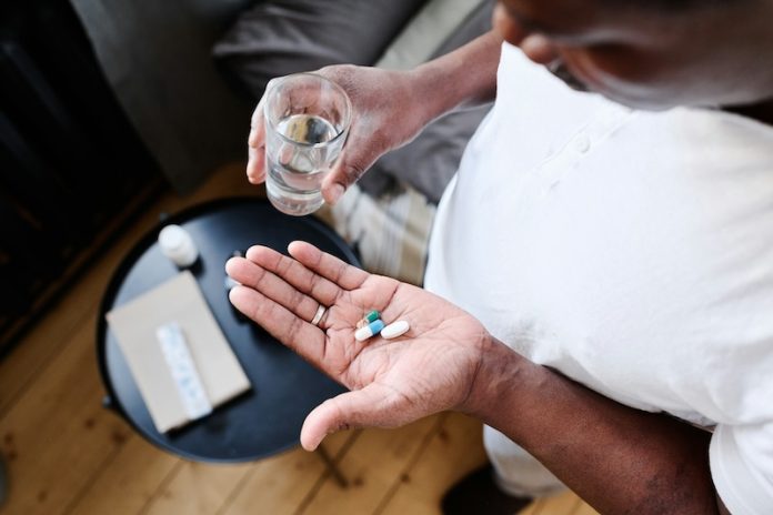 0-Take your blood pressure pills at night may help you live longer