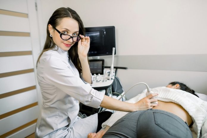 How acute and chronic kidney disease are different