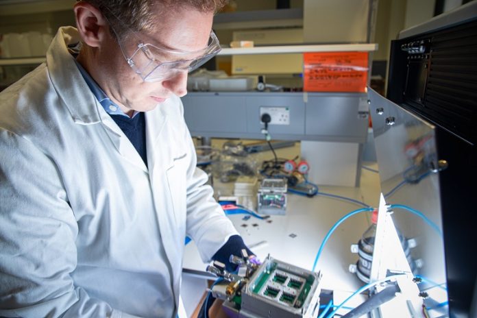 Tiny new structures could supercharge next-generation solar cells