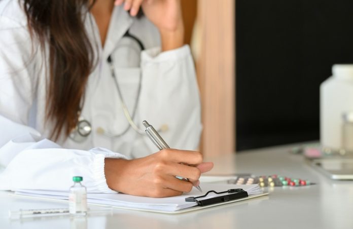 0-Common painkiller may harm kidneys when combined with blood pressure meds