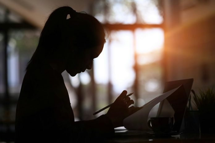 Night shifts may harm women's hormonal health and pregnancy outcomes, study finds