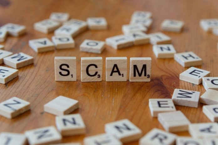 Replying to the wrong text could cost you, data security expert says