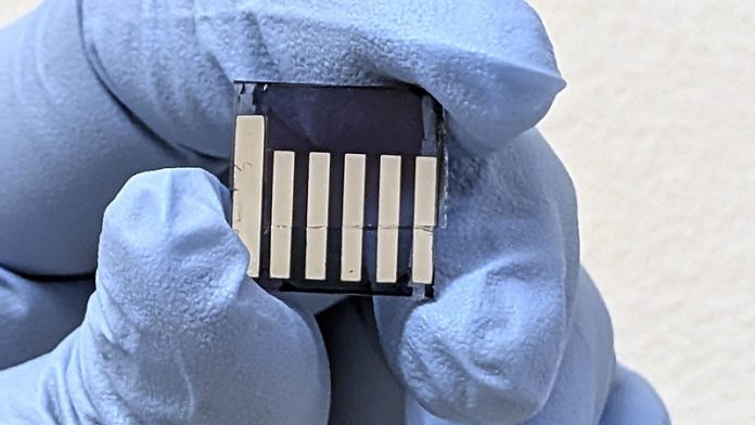 Tiny new sensor could turn your smartphone into a lab tool